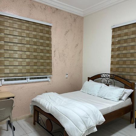 Residences Primis Thies - Appartements Et Chambres Ngoại thất bức ảnh