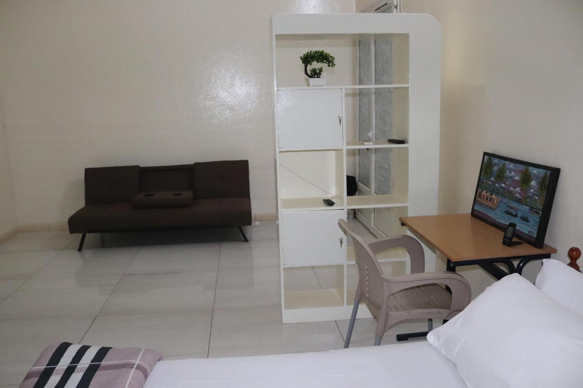 Residences Primis Thies - Appartements Et Chambres Ngoại thất bức ảnh