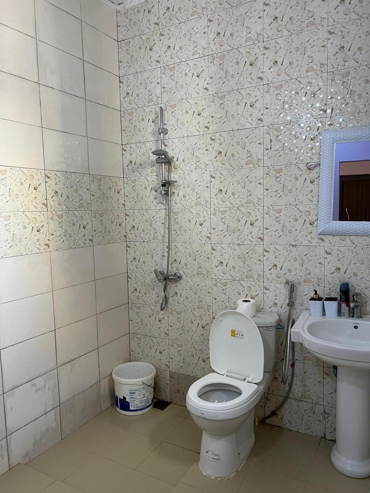 Residences Primis Thies - Appartements Et Chambres Ngoại thất bức ảnh