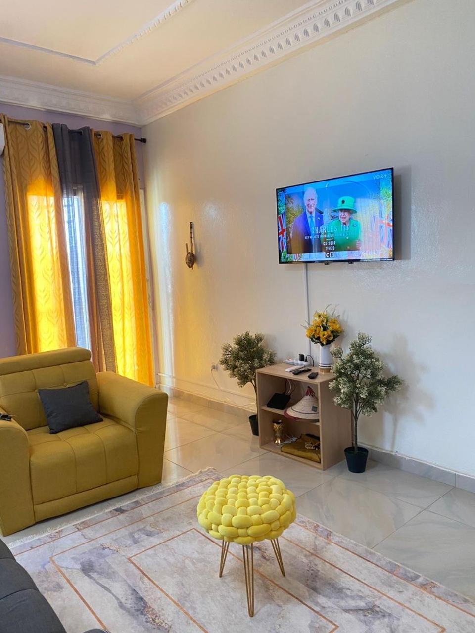 Residences Primis Thies - Appartements Et Chambres Ngoại thất bức ảnh
