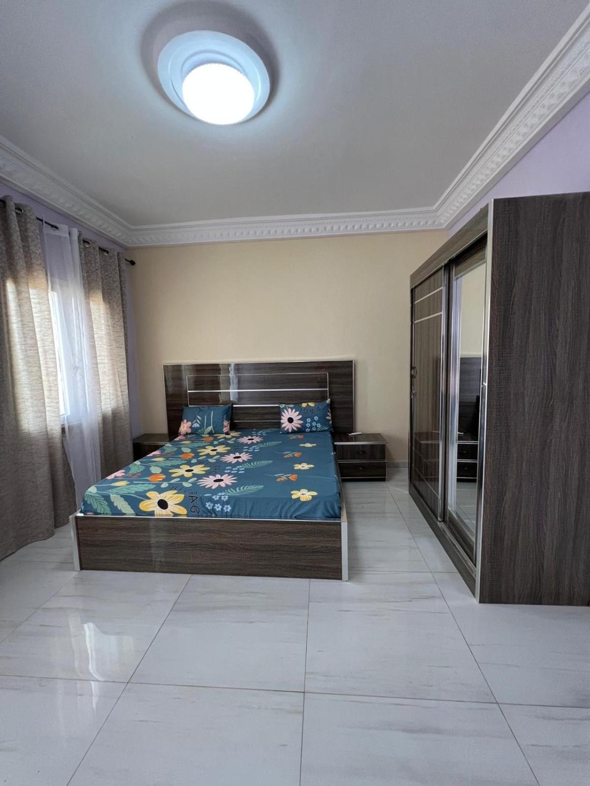 Residences Primis Thies - Appartements Et Chambres Ngoại thất bức ảnh